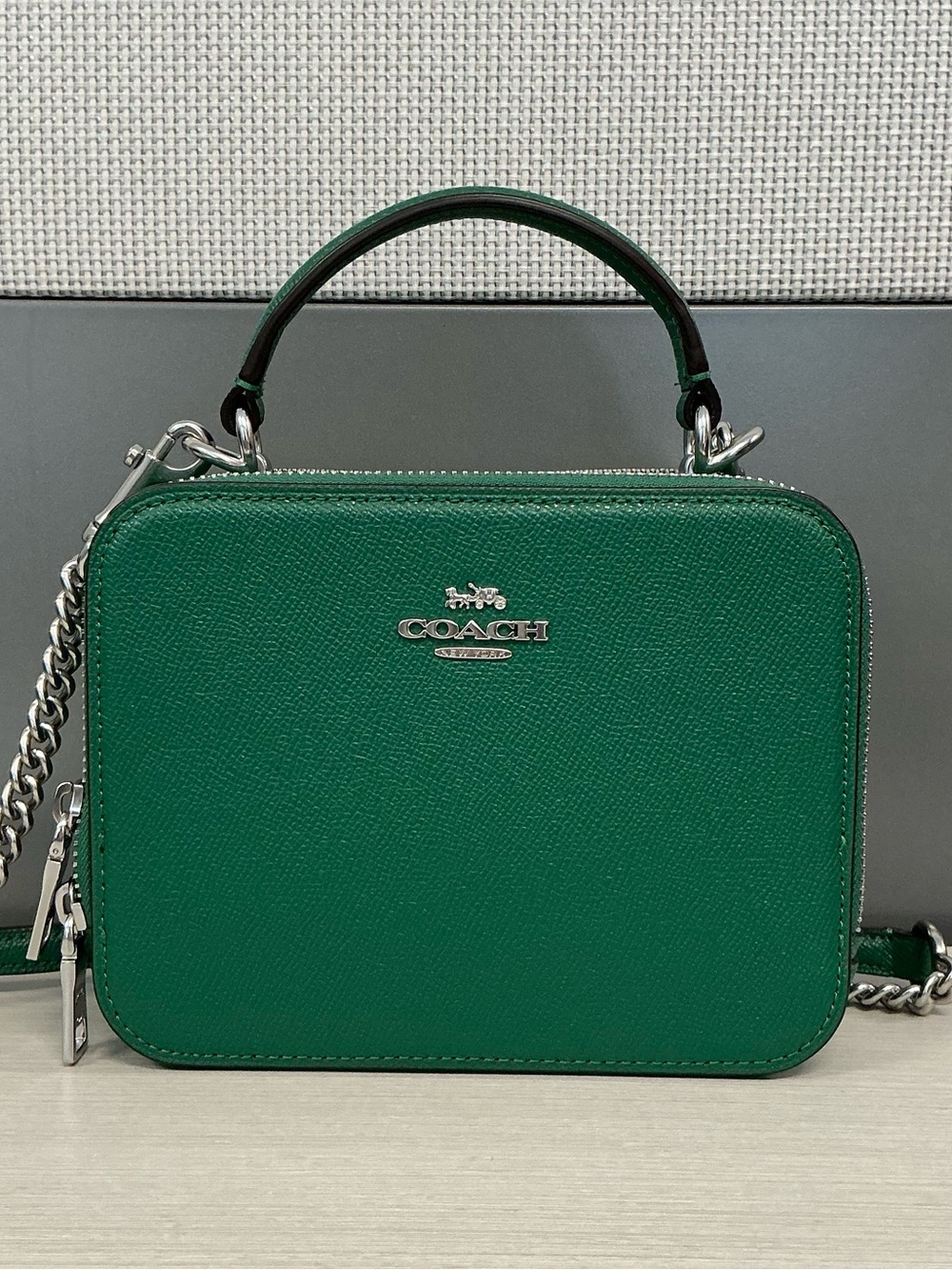 Authentic Coach Green Leather Crossbody Top-Handle Bag - Picture 3 of 8